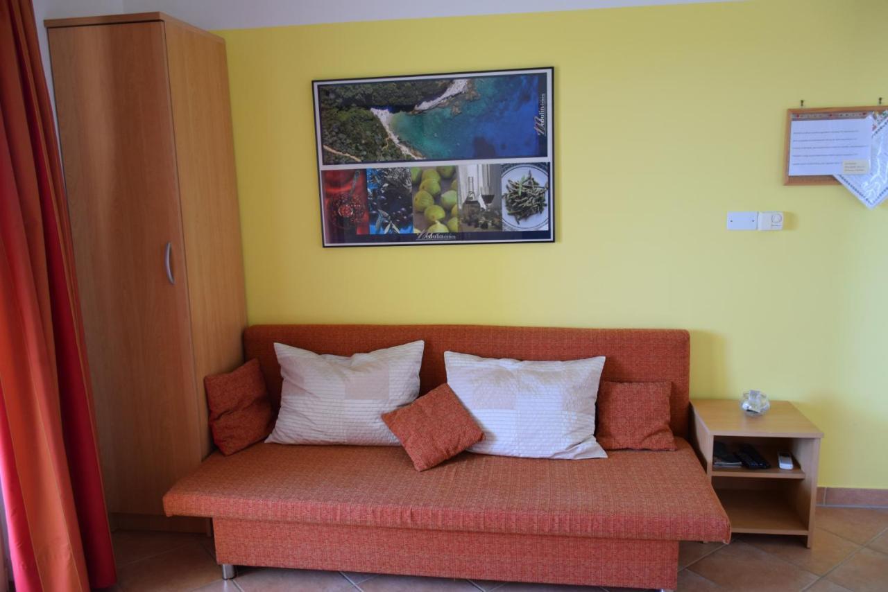Villa Vinki Vinkuran Luaran gambar